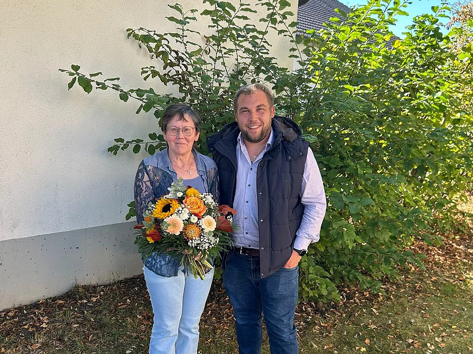 Bürgermeister Christoph Scharf verabschiedet Elisabeth Scheuerer