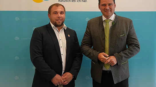 Bürgermeister Christoph Scharf (links) stattete Landrat Thomas Ebeling seinen An-trittsbesuch ab.